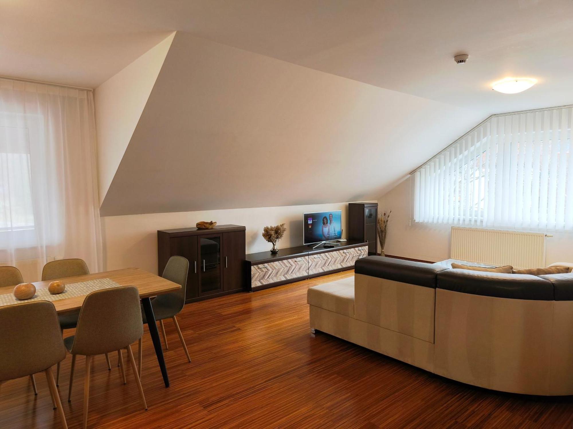 Apartments Tatra Olla - タトランスカ・ ロムニツァ エクステリア 写真